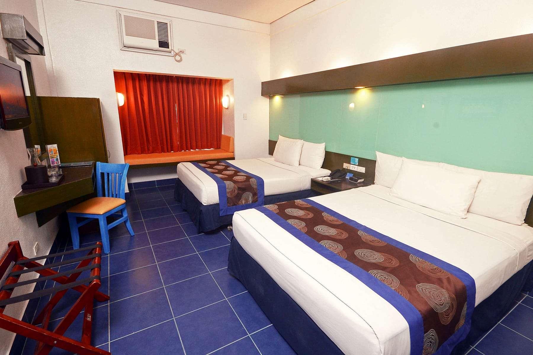 Microtel By Wyndham Puerto Princesa Exterior foto