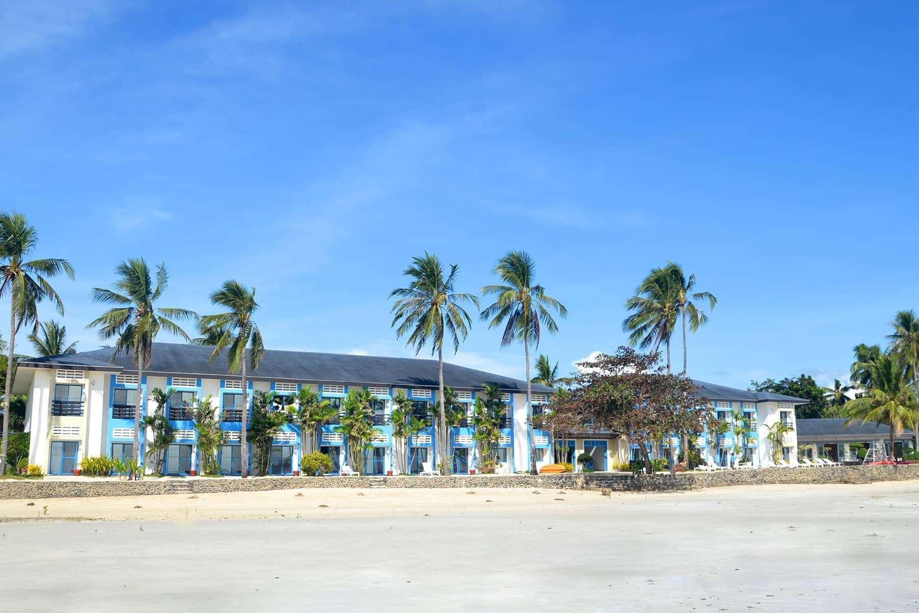 Microtel By Wyndham Puerto Princesa Exterior foto